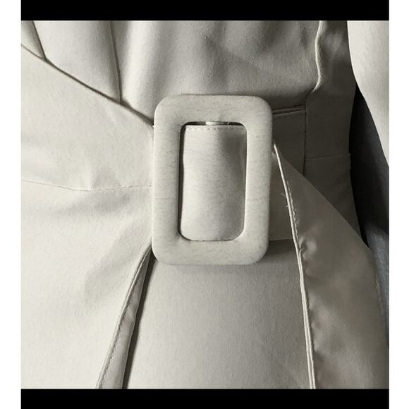 Topshop Wrap Belted Cream Blouse size 6 NWT - Picture 8 of 13